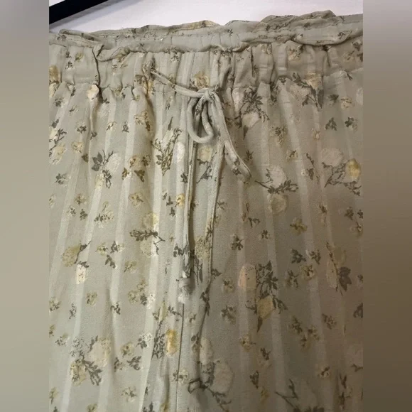 Free People - Emmaline Tiered Pull-On Pants NWT sold out online - Picture 7 of 9